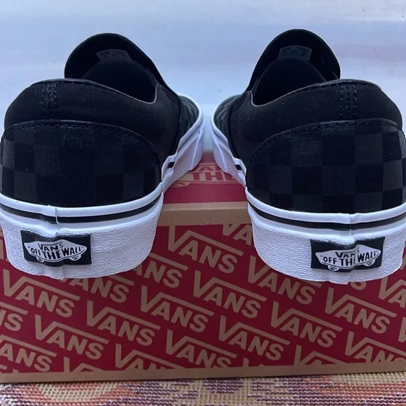 Vans WMNS Classic Slip-On (Checkerboard)Black/BlackVN000EYE276Sneakers